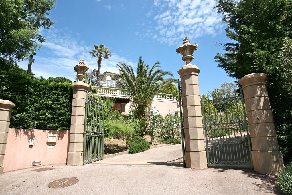 Villa La Croisette Sainte-Maxime Pokoj fotografie