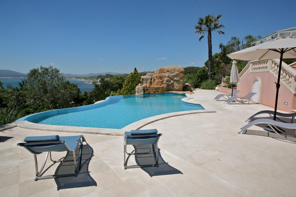 Villa La Croisette Sainte-Maxime Pokoj fotografie